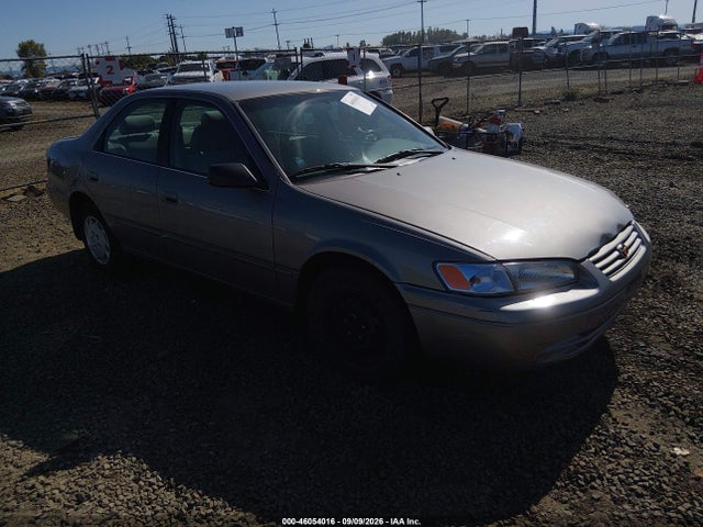 1997 TOYOTA CAMRY LE