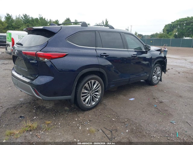 2021 TOYOTA HIGHLANDER HYBRID PLATINUM 4