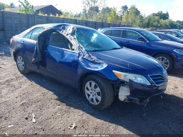 2010 TOYOTA CAMRY LE