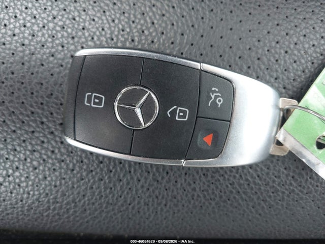 2021 MERCEDES-BENZ GLC 300 4MATIC SUV 11