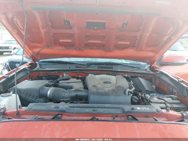 2018 TOYOTA TACOMA TRD SPORT 10
