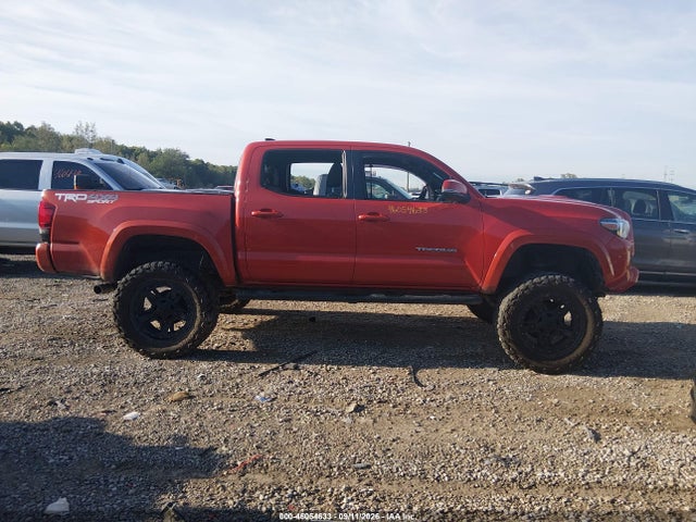 2018 TOYOTA TACOMA TRD SPORT 13