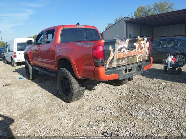2018 TOYOTA TACOMA TRD SPORT 3