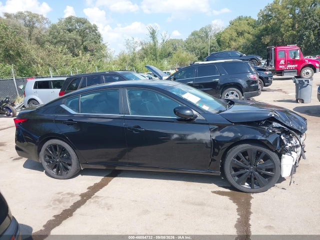 2022 NISSAN ALTIMA SR FWD 14