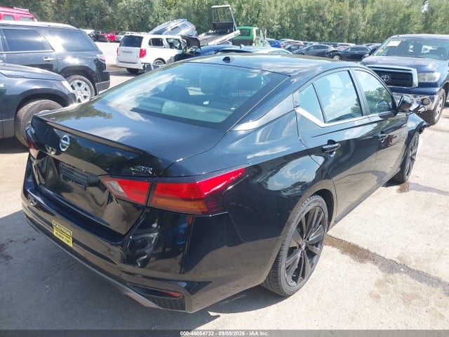 2022 NISSAN ALTIMA SR FWD 4