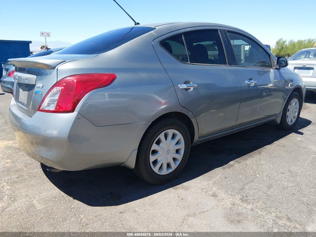 2012 Nissan VERSA 1.6 SV 照片 4