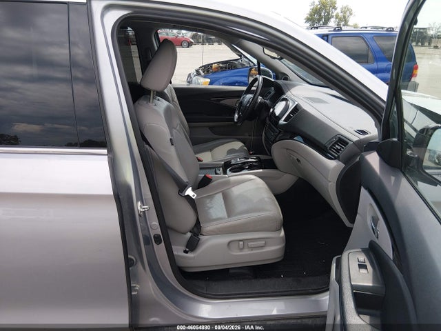 2017 HONDA PILOT ELITE 5