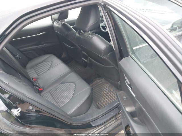 2021 TOYOTA CAMRY SE 8