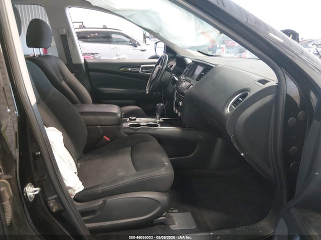 2019 NISSAN PATHFINDER SV 5