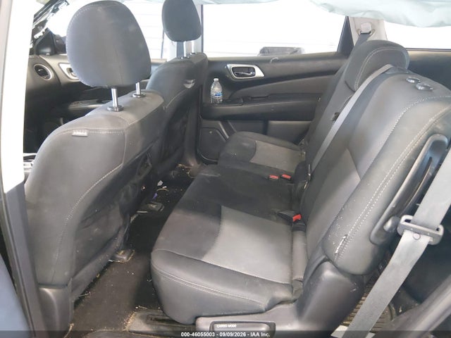2019 NISSAN PATHFINDER SV 8