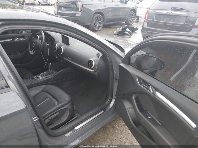 2017 AUDI A3 2.0T PREMIUM 5