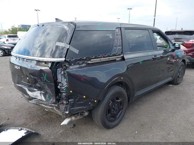 2026 KIA CARNIVAL MPV LXS 4