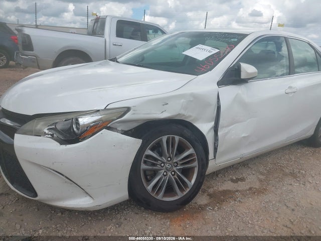 2017 TOYOTA CAMRY SE 6