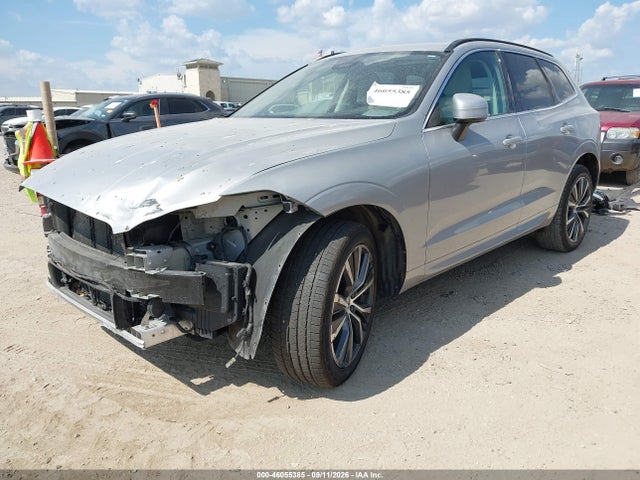 2022 VOLVO XC60 B5 MOMENTUM 2