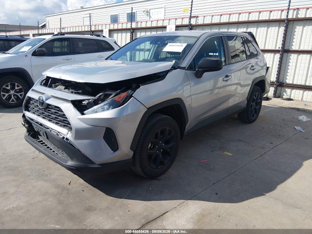 2022 TOYOTA RAV4 LE 2