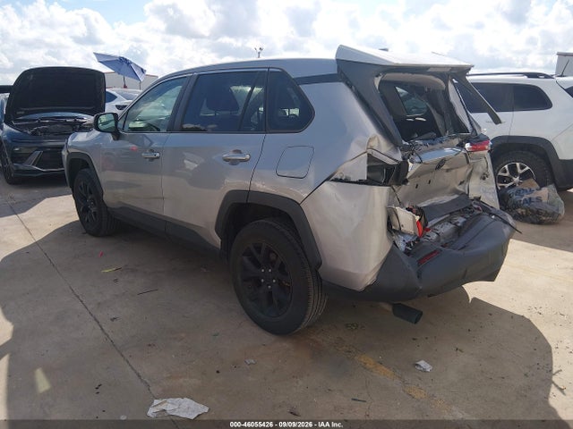 2022 TOYOTA RAV4 LE 3