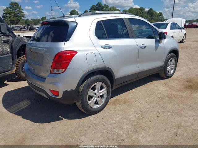 2019 CHEVROLET TRAX LT 4