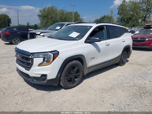 2022 GMC TERRAIN AWD AT4 2