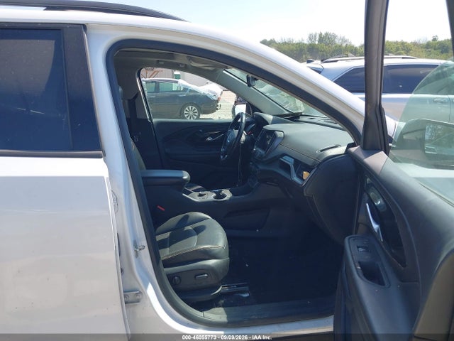 2022 GMC TERRAIN AWD AT4 5