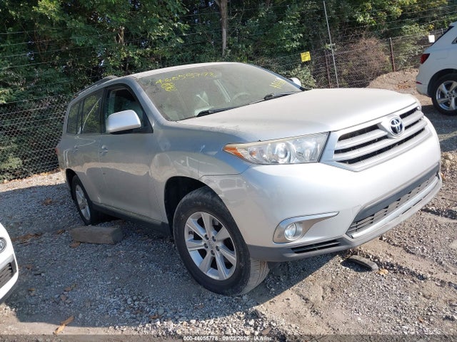 2011 TOYOTA HIGHLANDE SE V6