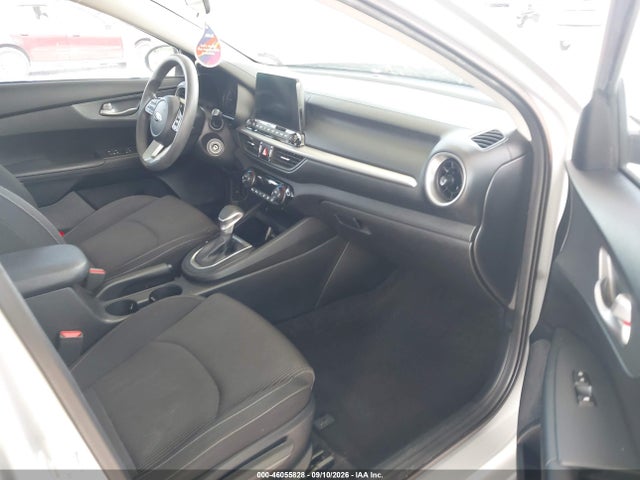 2019 KIA FORTE LXS 5