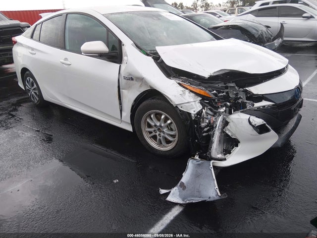 2022 TOYOTA PRIUS XLE