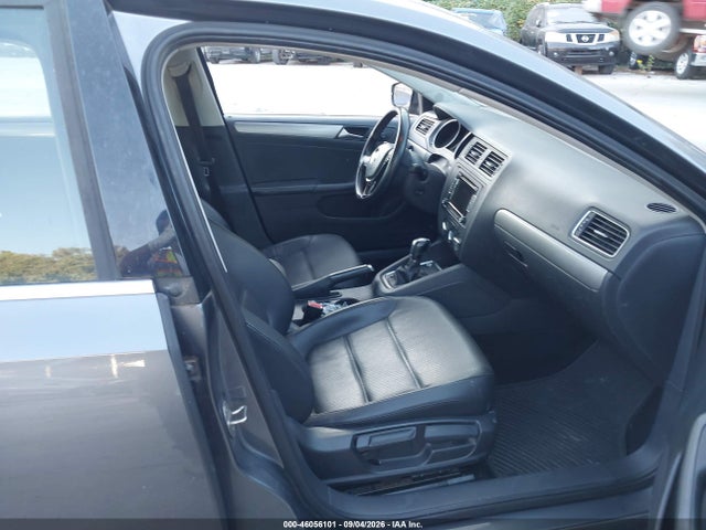 2015 Volkswagen JETTA 1.8T SE — фото 5
