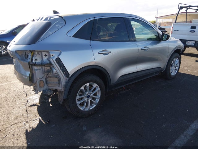 2022 FORD ESCAPE SE 4