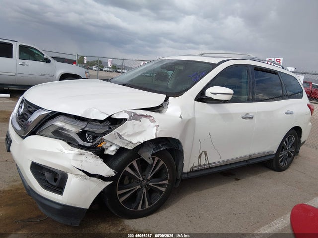 2019 NISSAN PATHFINDER PLATINUM 14