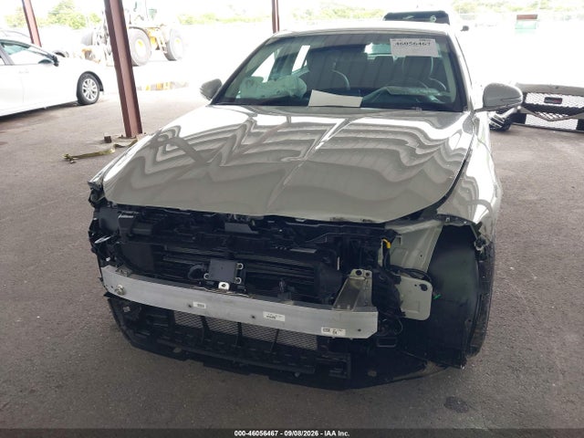 2026 GENESIS G70 2.5T RWD 6