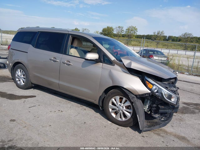 2016 KIA SEDONA LX