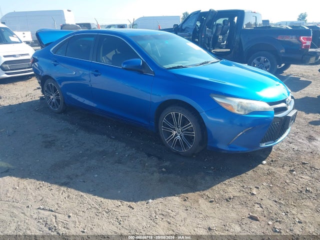 2016 TOYOTA CAMRY SE