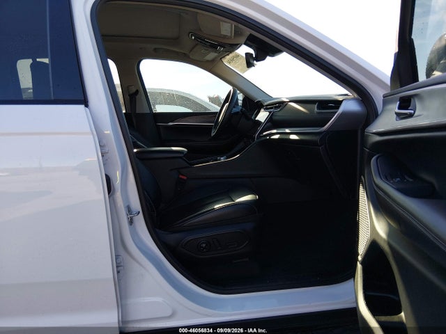 2022 JEEP GRAND CHEROKEE LIMITED 4X4 5
