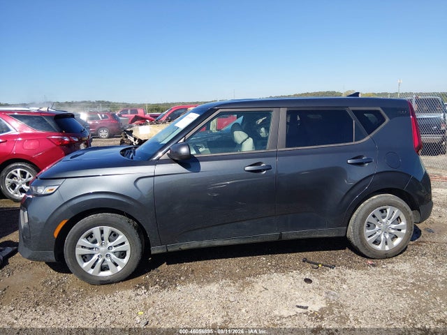 2022 KIA SOUL LX 14