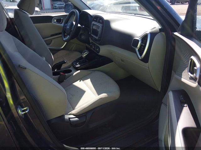 2022 KIA SOUL LX 5