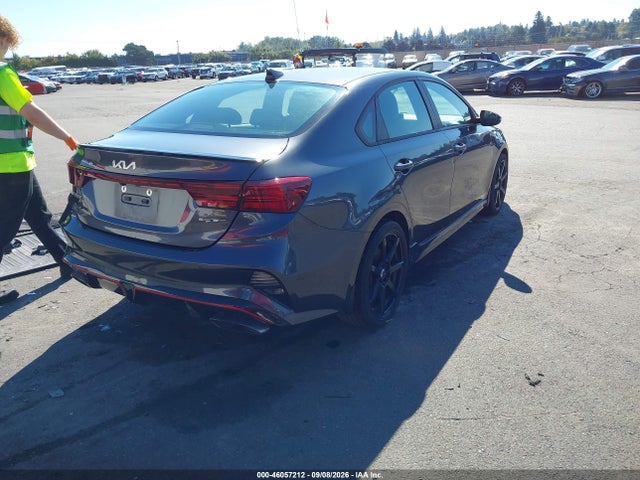 2023 KIA FORTE GT 4
