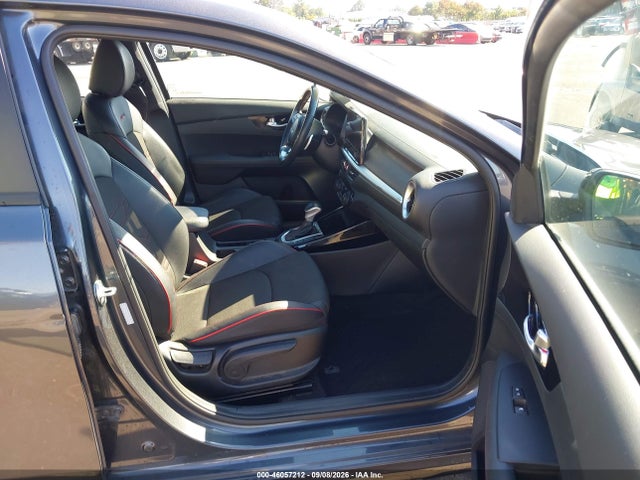 2023 KIA FORTE GT 5