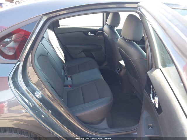 2023 KIA FORTE GT 8