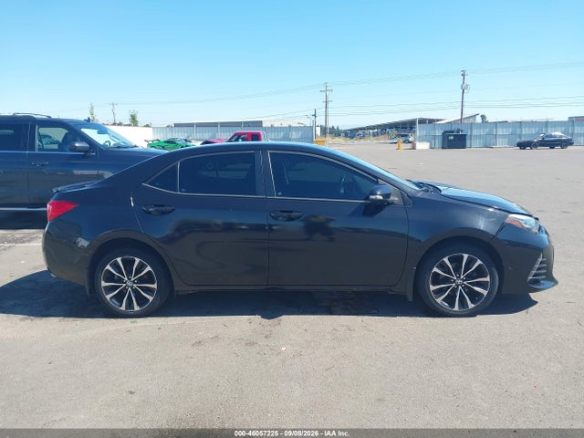 2017 TOYOTA COROLLA SE 13