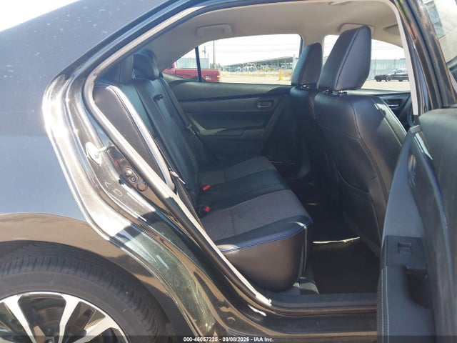 2017 TOYOTA COROLLA SE 8