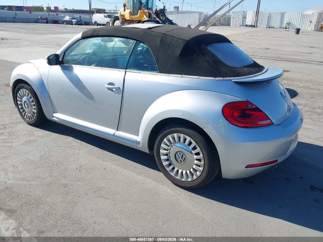 2013 Volkswagen BEETLE 2.5L 照片 3
