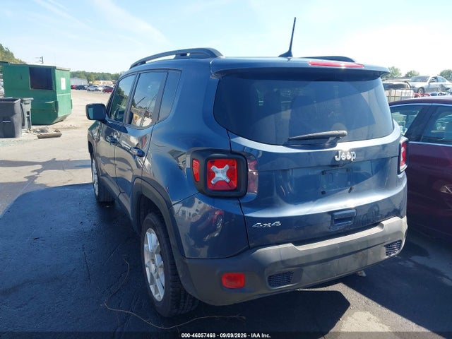2023 JEEP RENEGADE LATITUDE 4X4 3