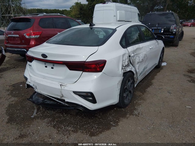 2021 KIA FORTE LXS 4