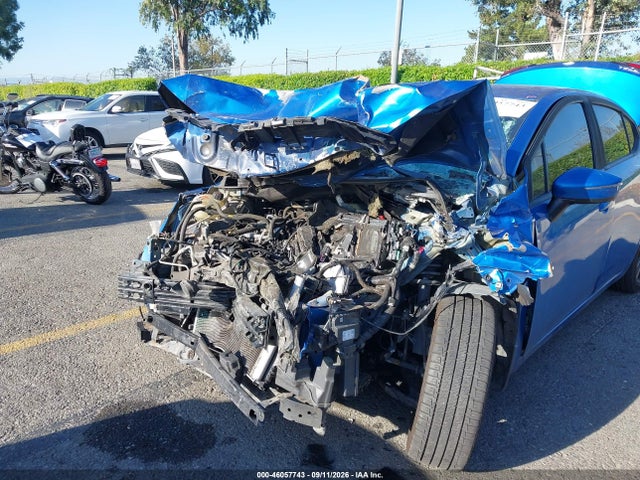 2020 NISSAN VERSA SV XTRONIC CVT 11