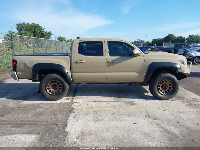 2017 TOYOTA TACOMA TRD SPORT 13
