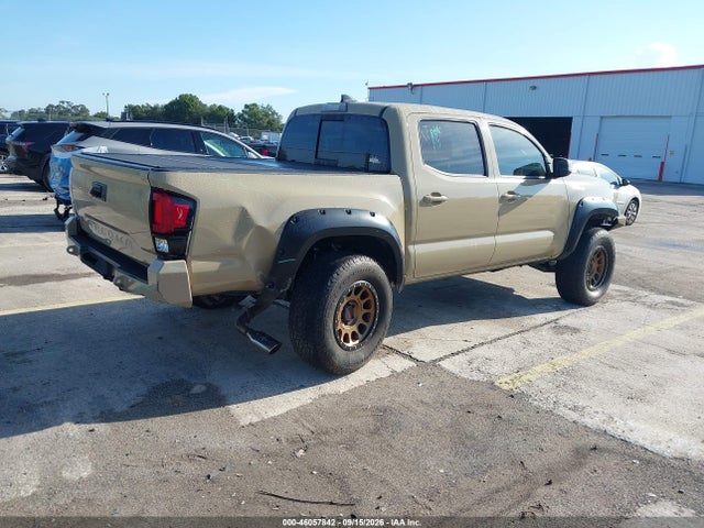 2017 TOYOTA TACOMA TRD SPORT 4