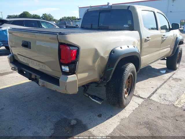 2017 TOYOTA TACOMA TRD SPORT 6