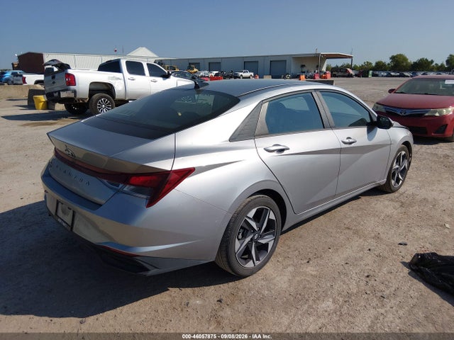 2023 HYUNDAI ELANTRA SEL 4