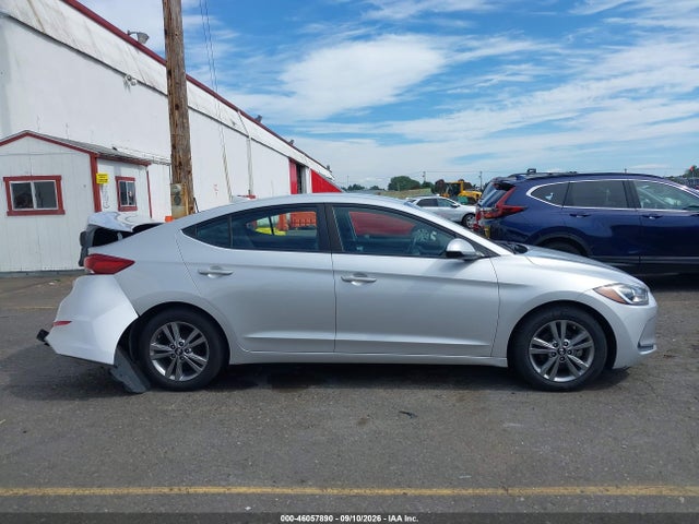 2017 HYUNDAI ELANTRA SE 13
