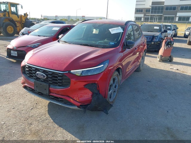 2023 FORD ESCAPE ST-LINE 2